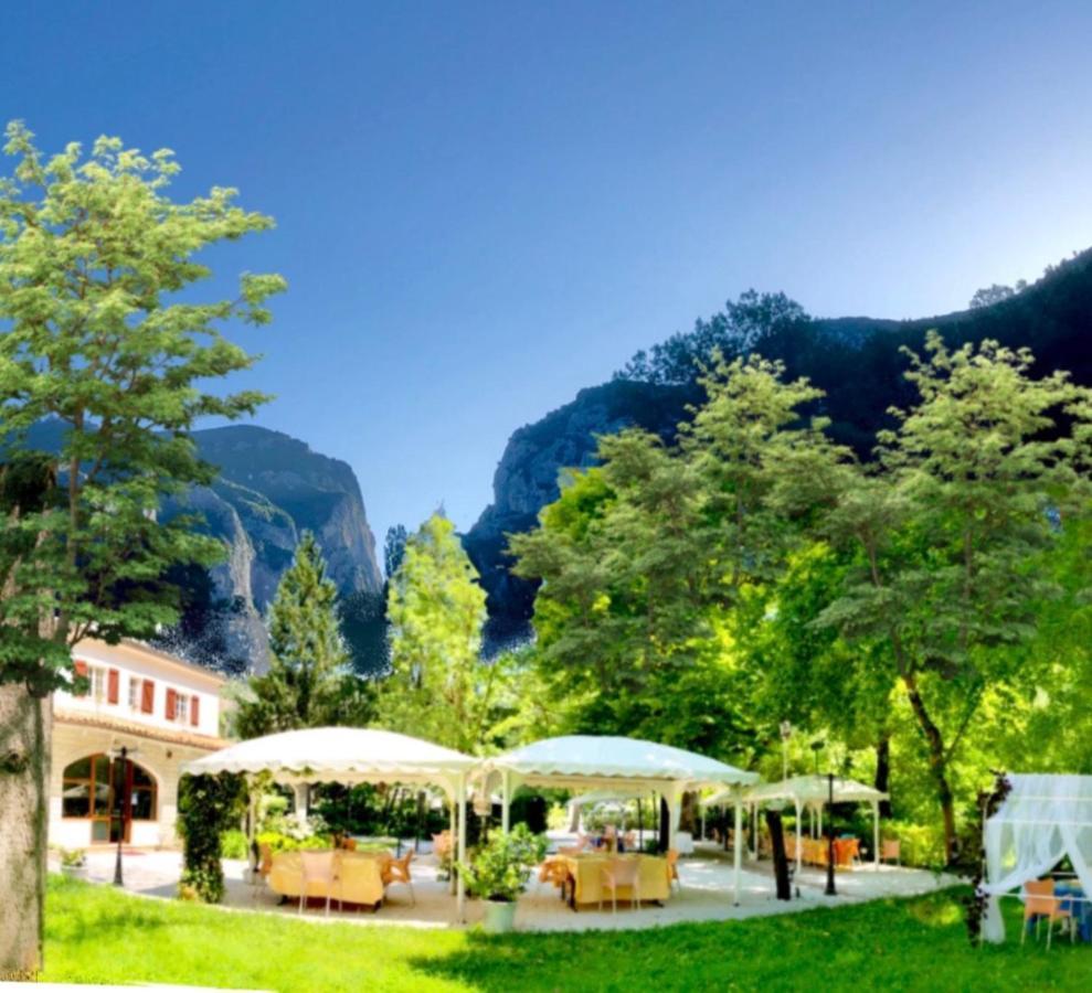 Hotel La Ginestra Acqualagna Dış mekan fotoğraf