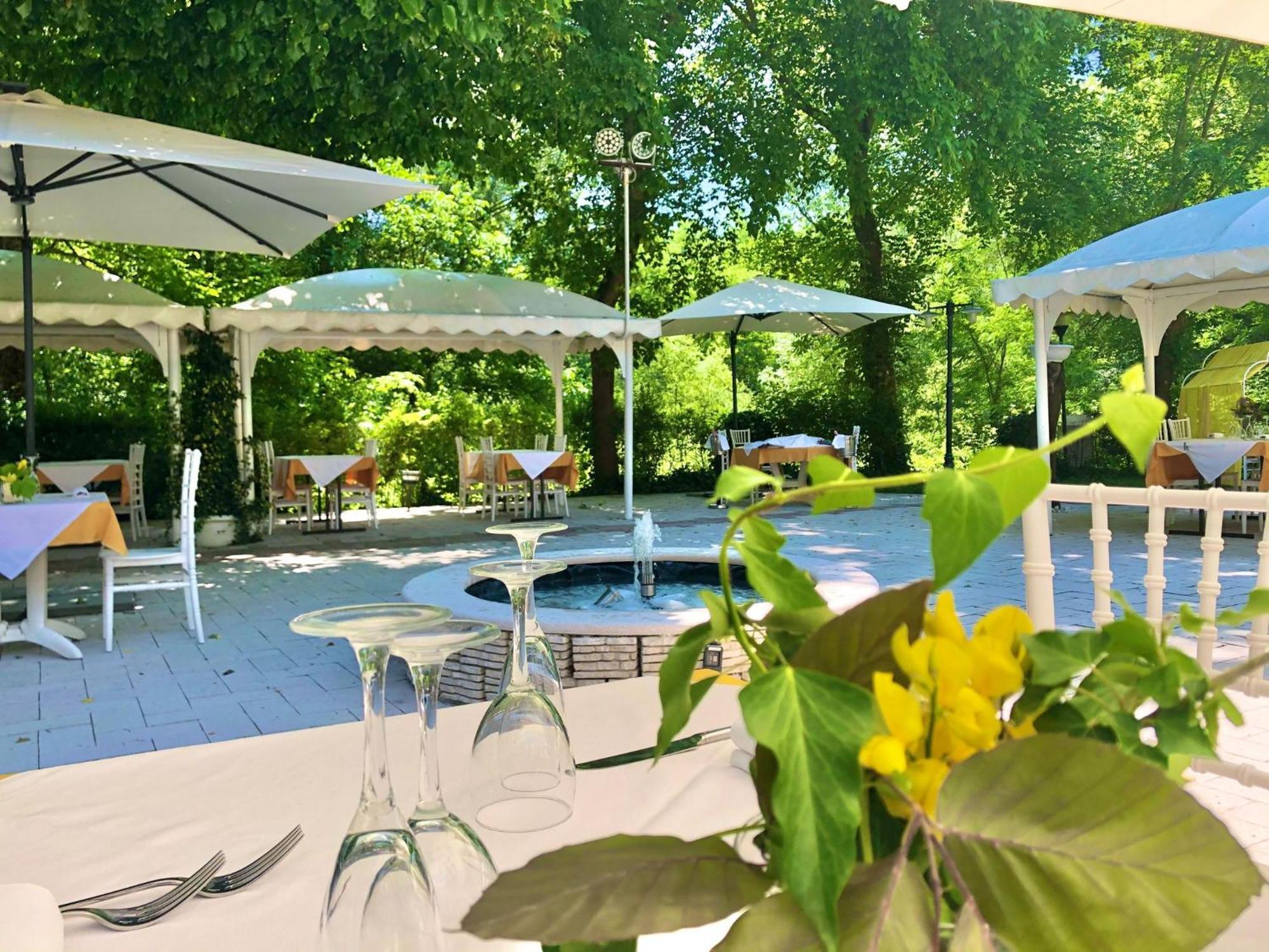 Hotel La Ginestra Acqualagna Dış mekan fotoğraf