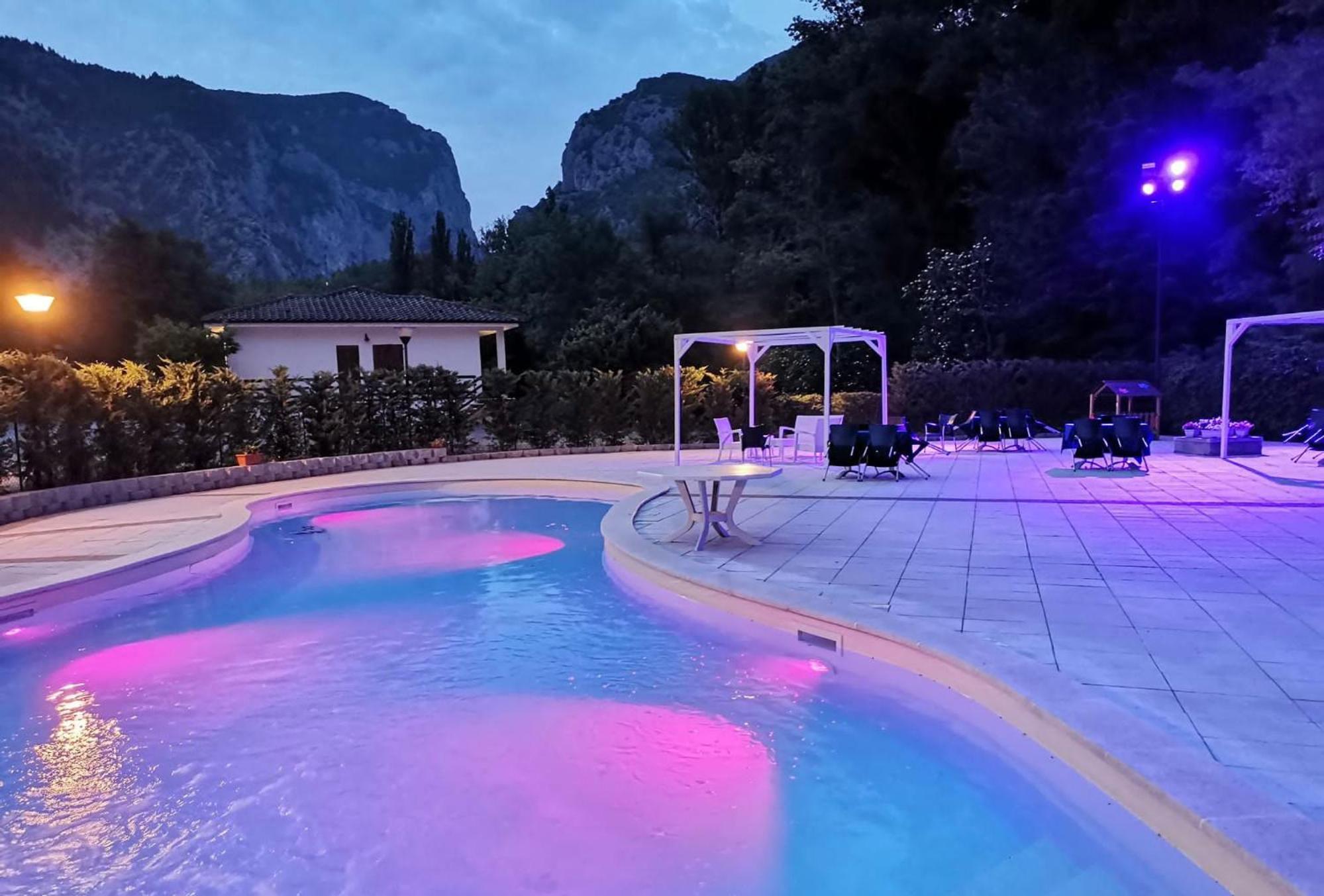 Hotel La Ginestra Acqualagna Dış mekan fotoğraf
